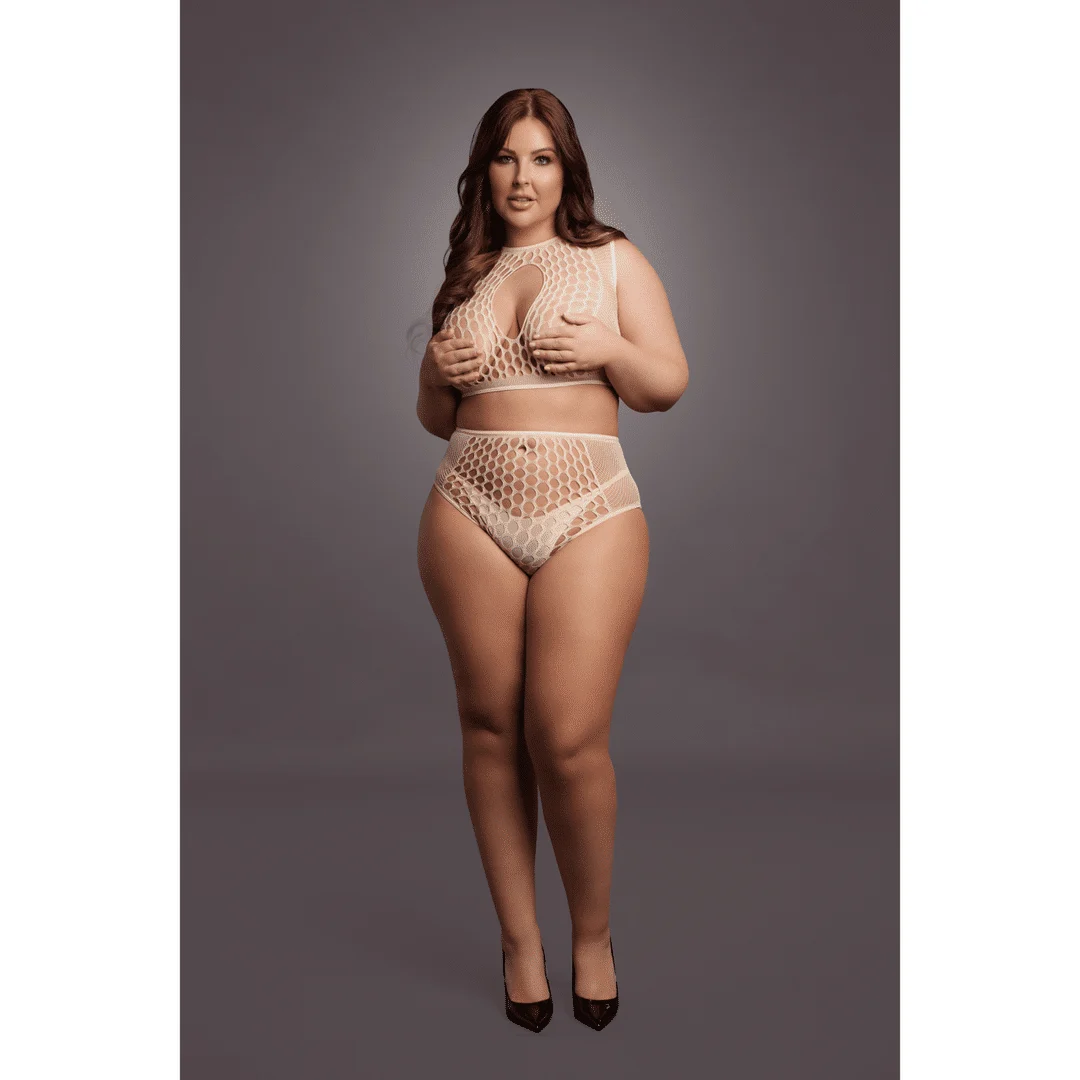 Ensemble de lingerie avec détails en résille et ouverture en goutte pour une silhouette séduisante aux courbes généreuses – LIN – Image 4