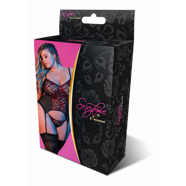 Ensemble porte jarretelles en dentelle au style romantique pour silhouette pulpeuse – Exposed