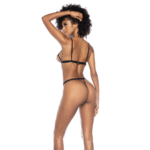 Ensemble de lingerie avec haut à bonnets ouverts et string sensuel pour séduire – LIN – Image 2