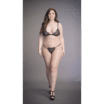 Ensemble de lingerie en dentelle et velours pour silhouettes avec des formes, à la coupe séduisante – LIN – Image 6